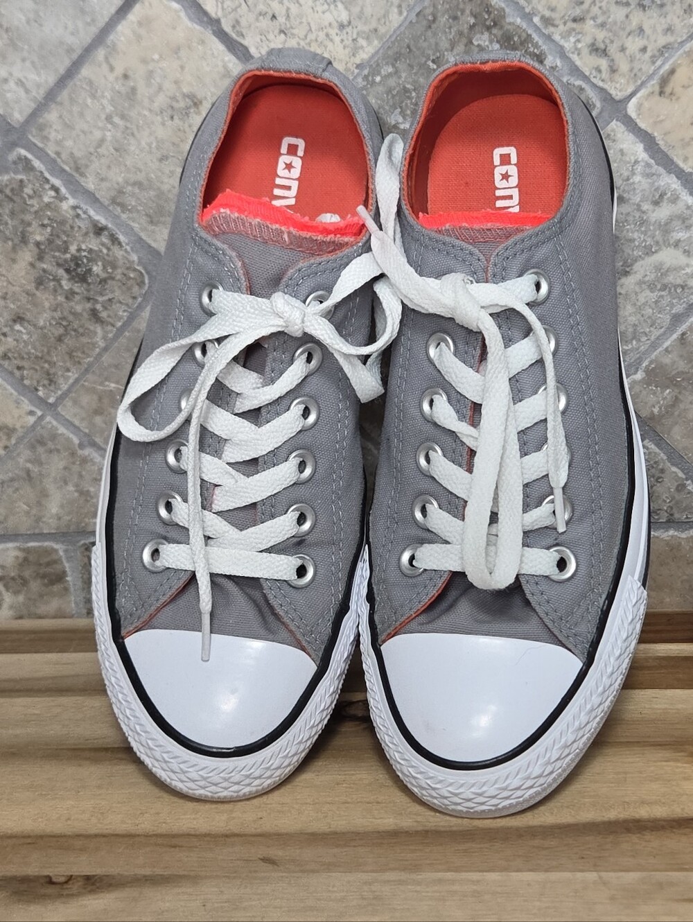 Converse Gray Low-Top Sneakers with Orange Insole Double Tongue Womans Size 7